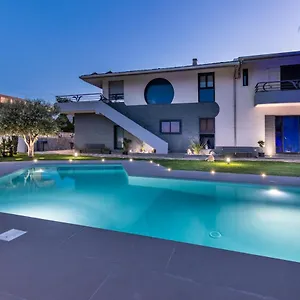 Teocrito Piscina & Mare Hébergement de vacances
